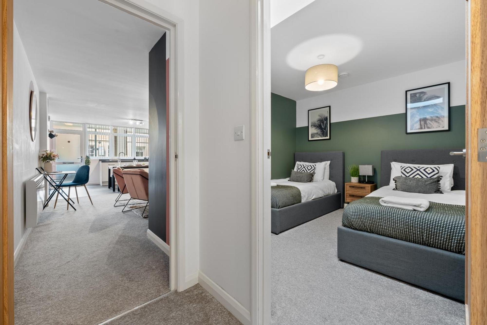 סירנססטר Glevum Lodge - 2 Bedroom Town Centre Apartment מראה חיצוני תמונה